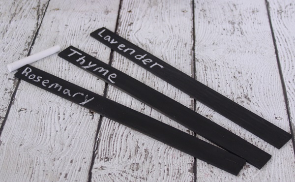 Chalkboard Herb Markers