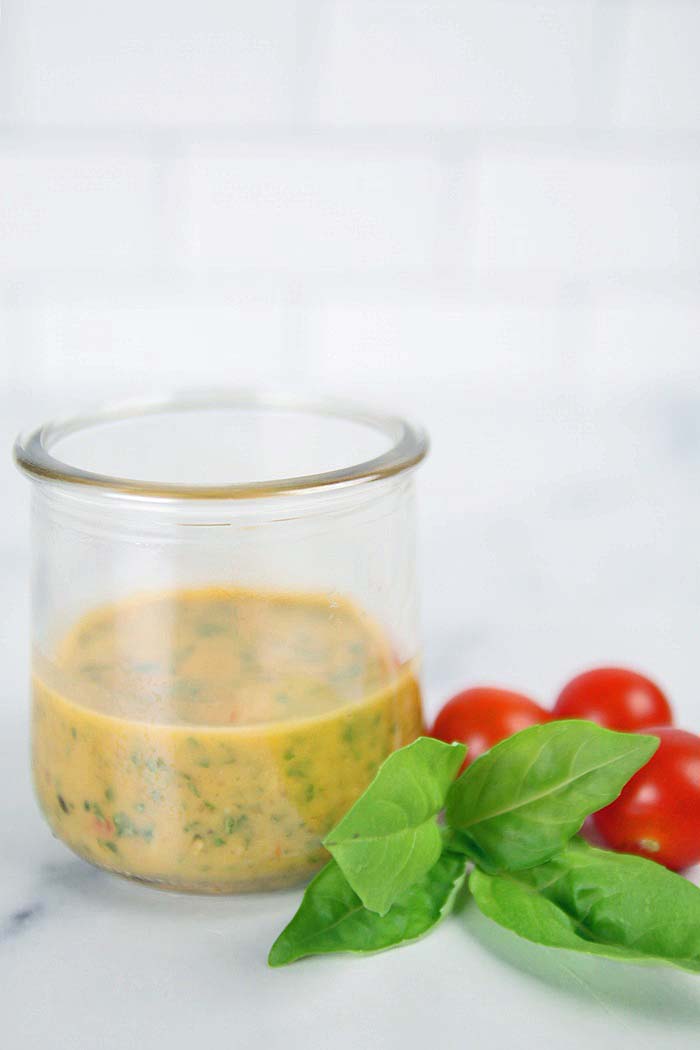 Fresh tomato and basil vinaigrette recipe, low-carb, keto, grain-free, gluten-free, vegan